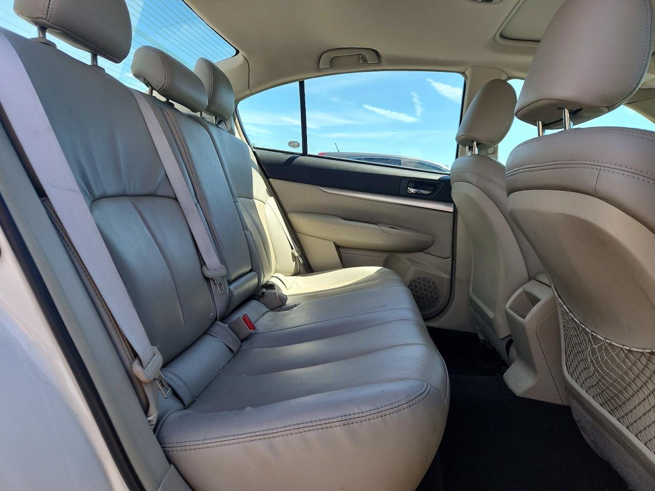 Subaru Legacy 2.5i Premium