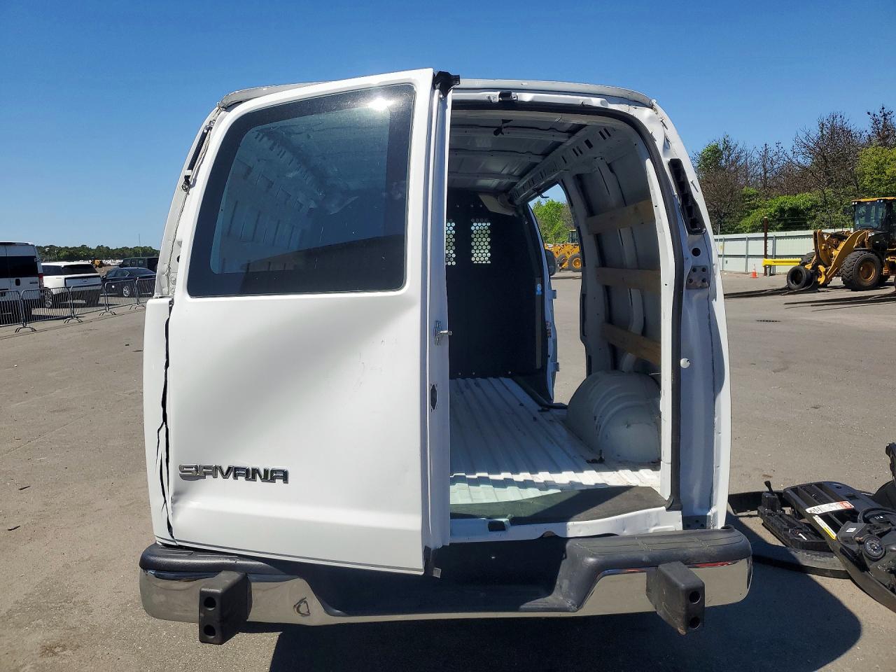 GMC Savana G2500