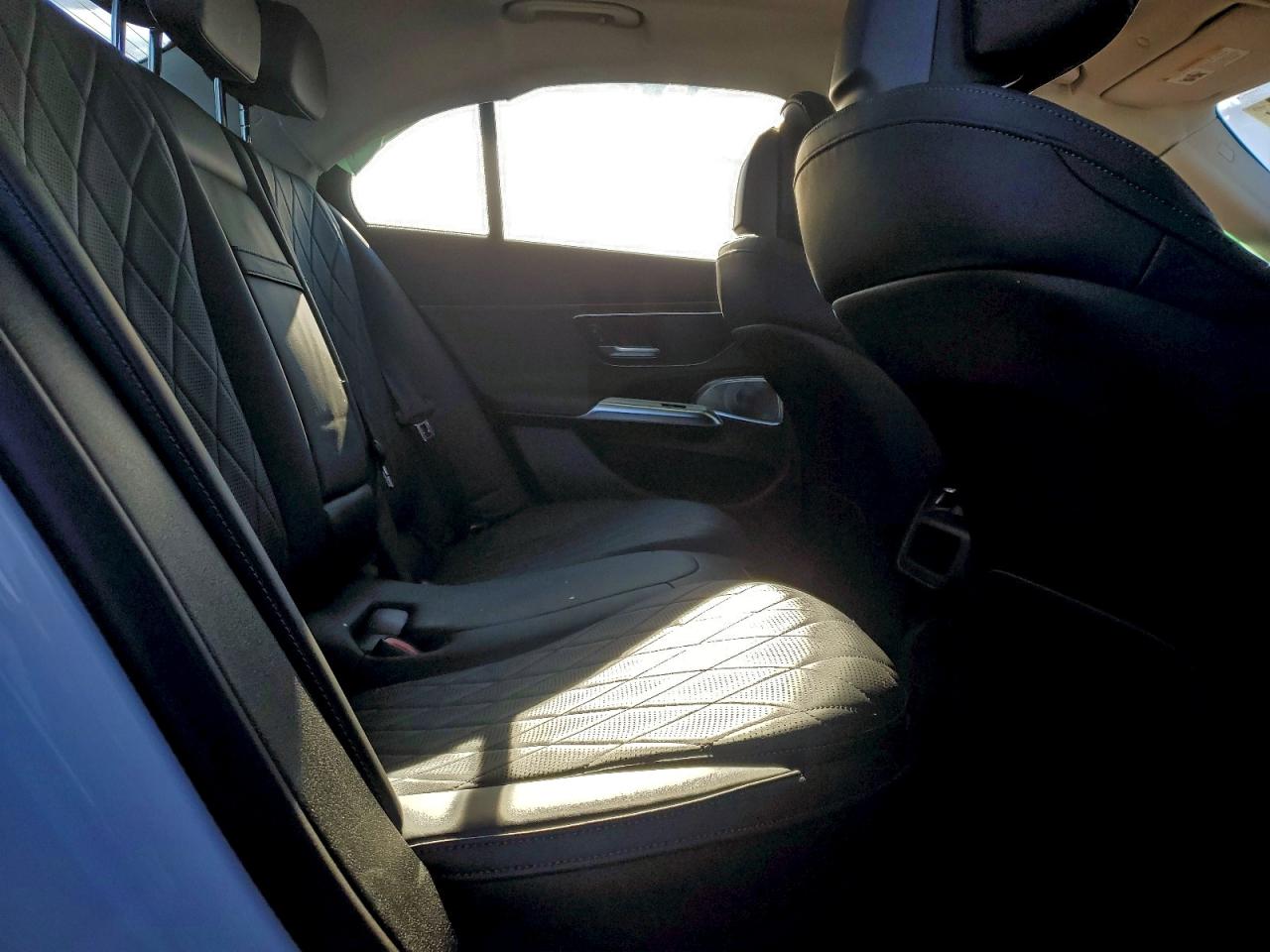 Mercedes-Benz E-Class 350 4matic