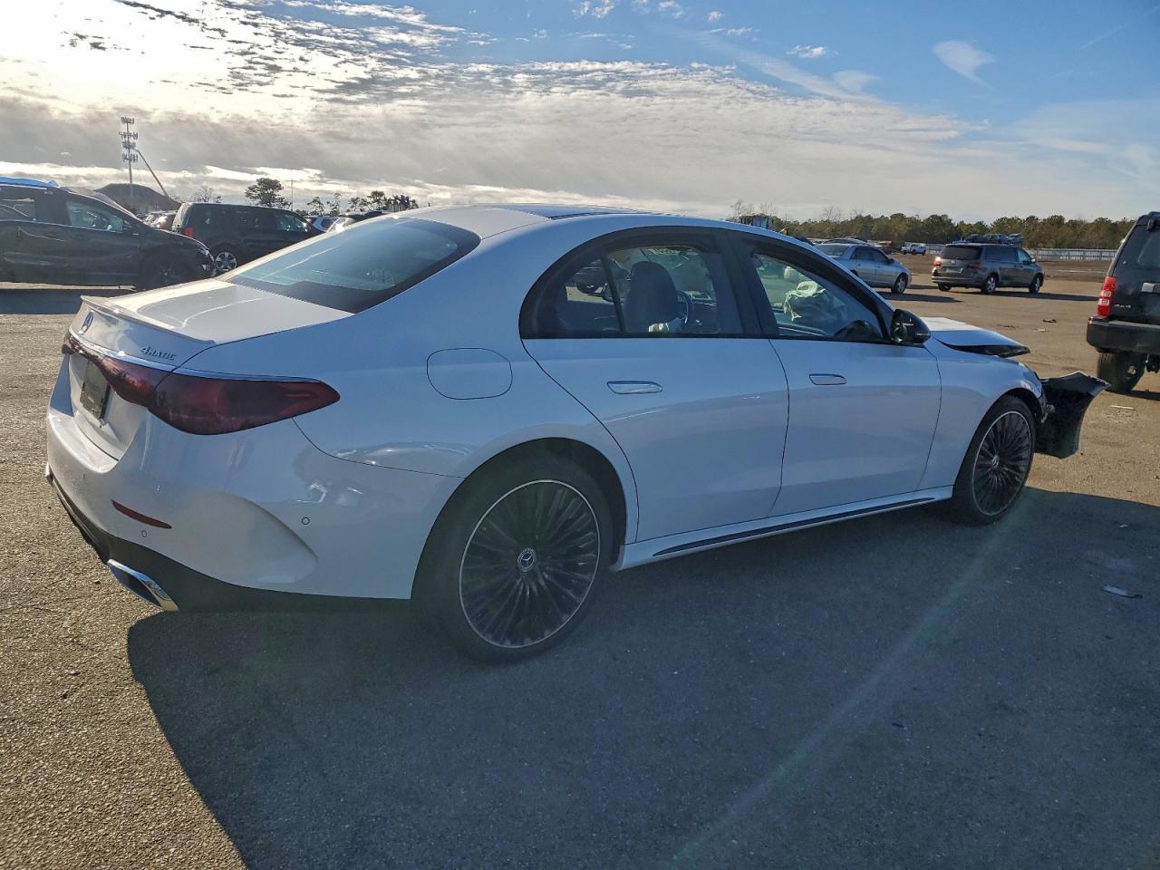 Mercedes-Benz E-Class 350 4matic