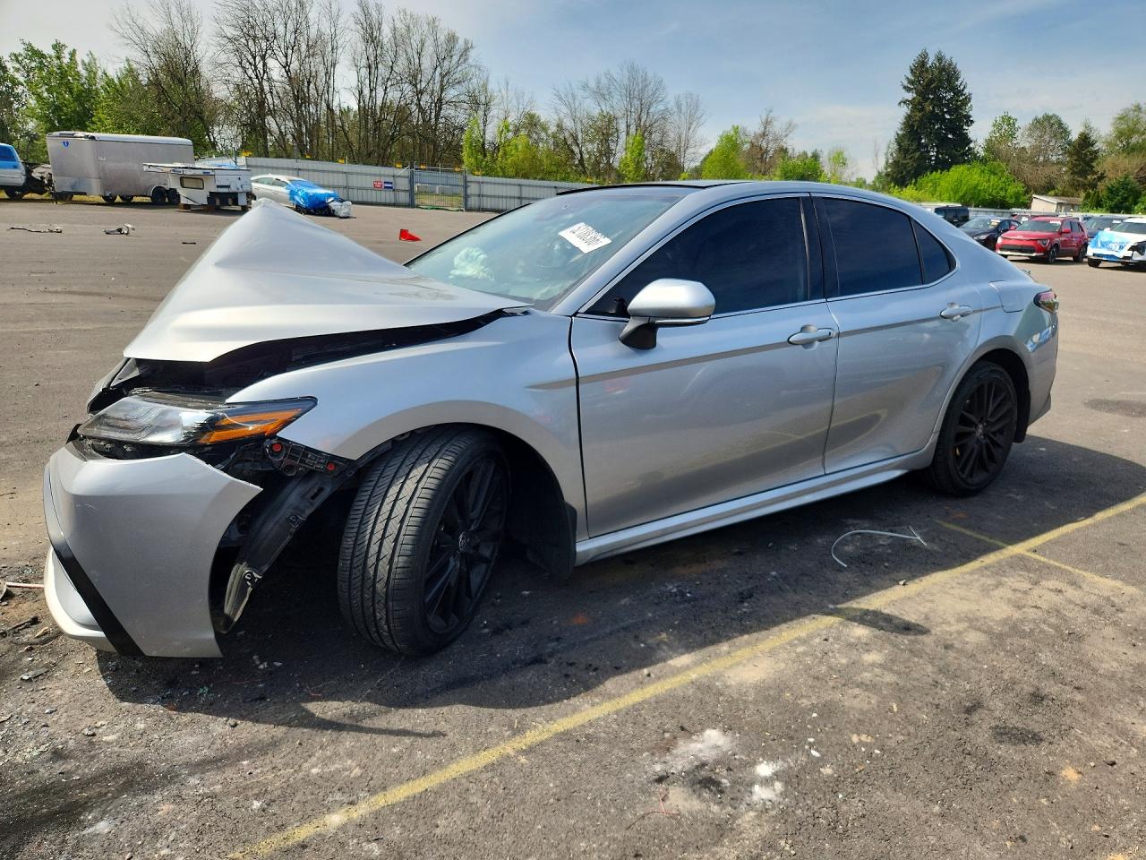 Salvage Toyota Camry Image
