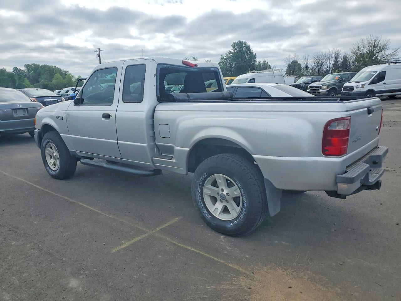 Ford Ranger Super Cab