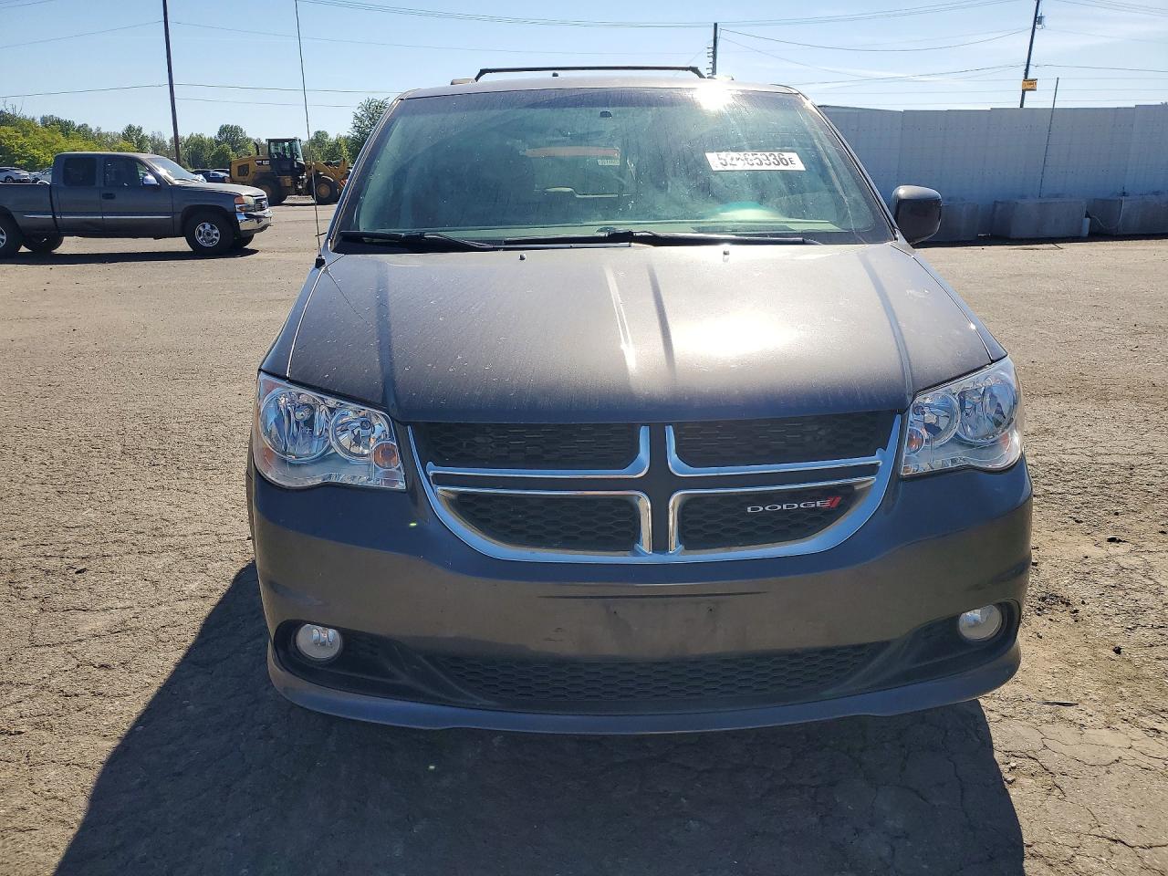 Dodge Caravan Sxt