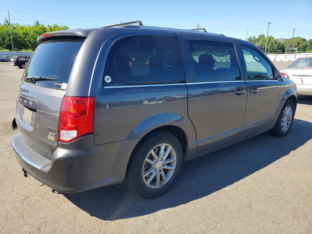 Dodge Caravan Sxt