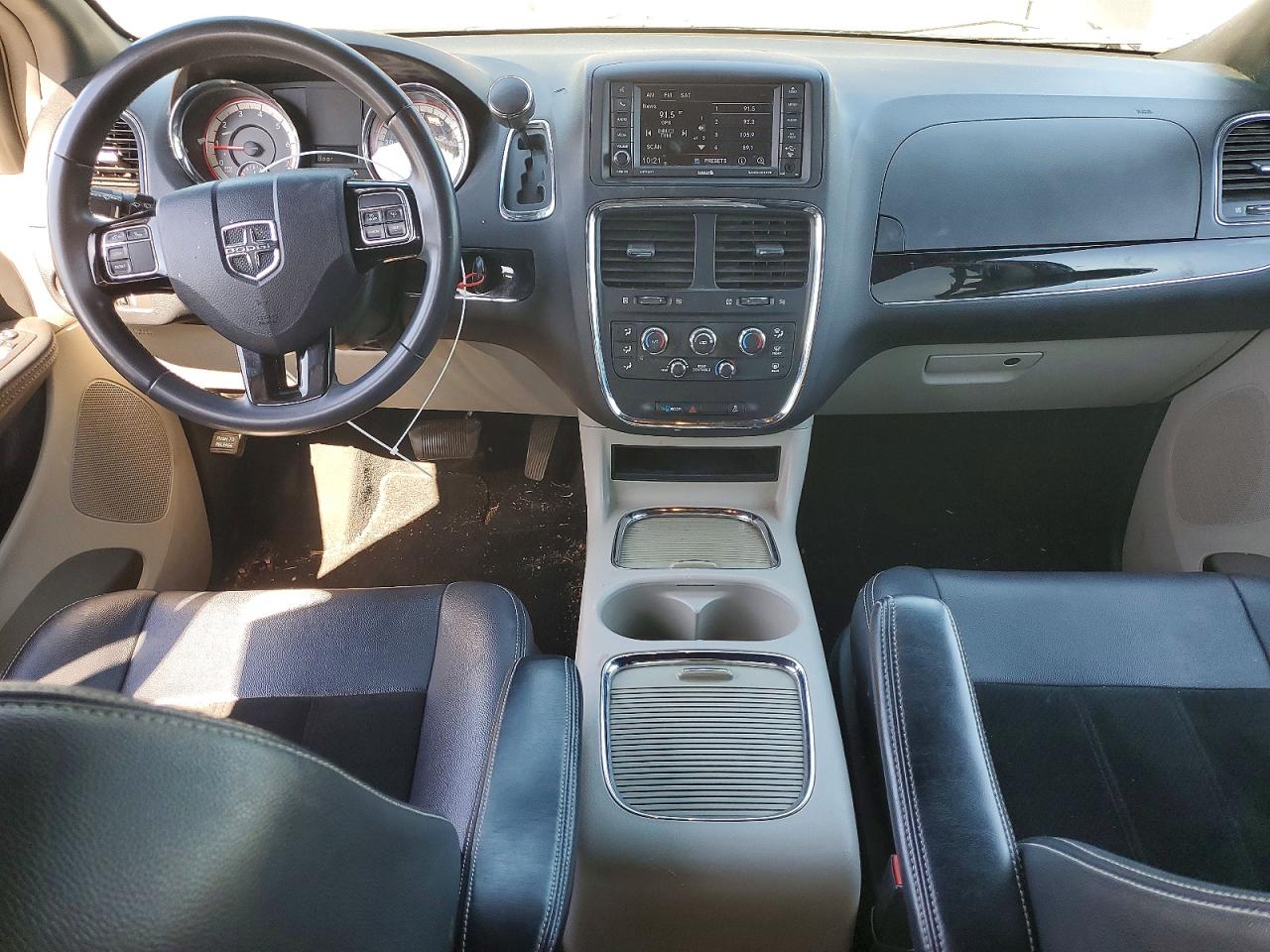 Dodge Caravan Sxt