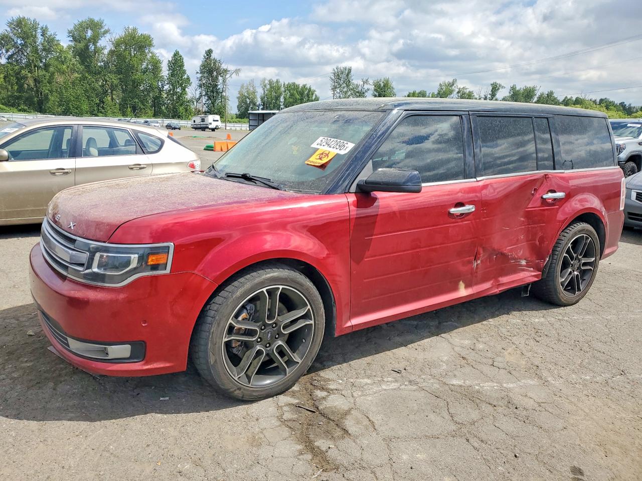 Salvage Ford Flex Image