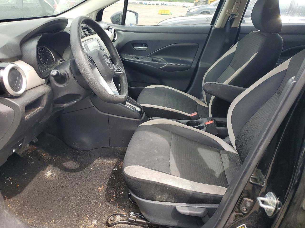 Nissan Versa Sv