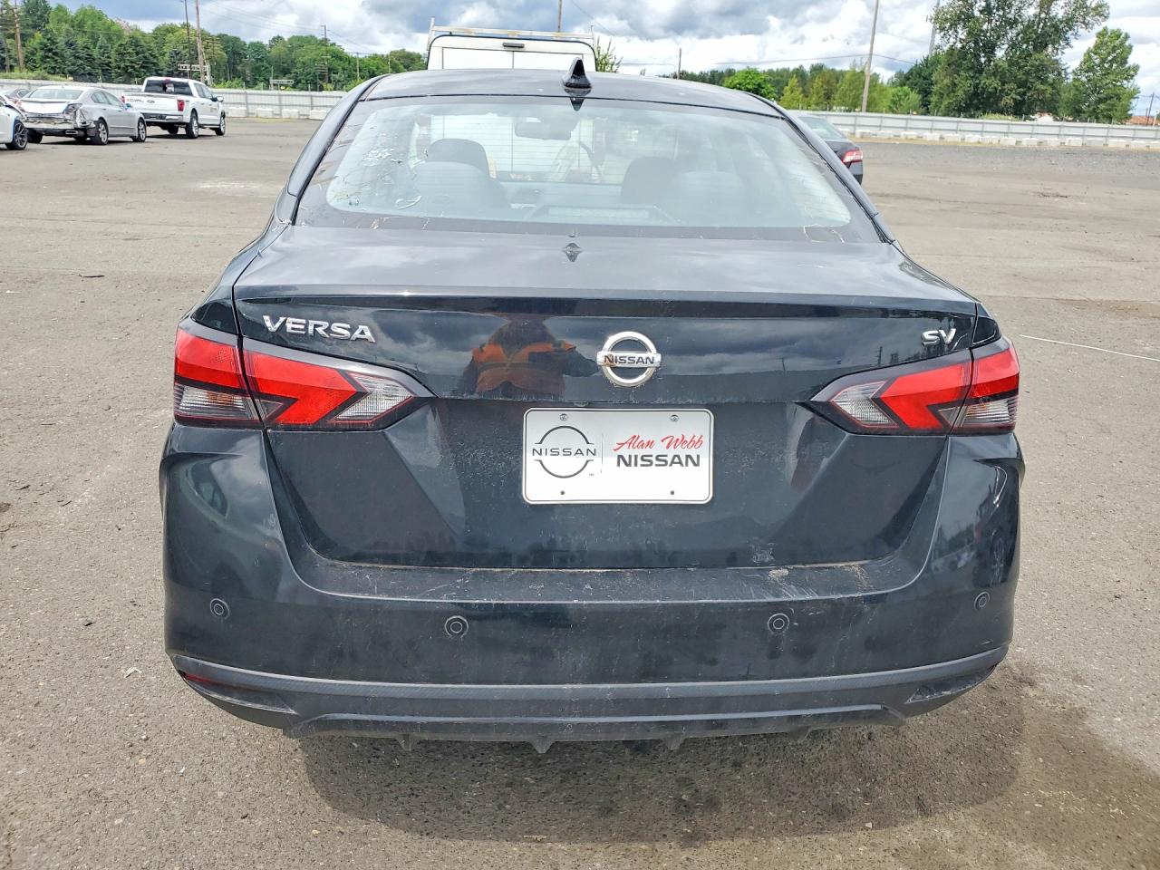 Nissan Versa Sv