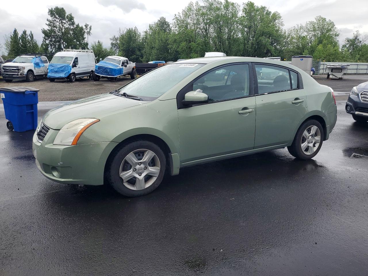 Salvage Nissan Sentra Image