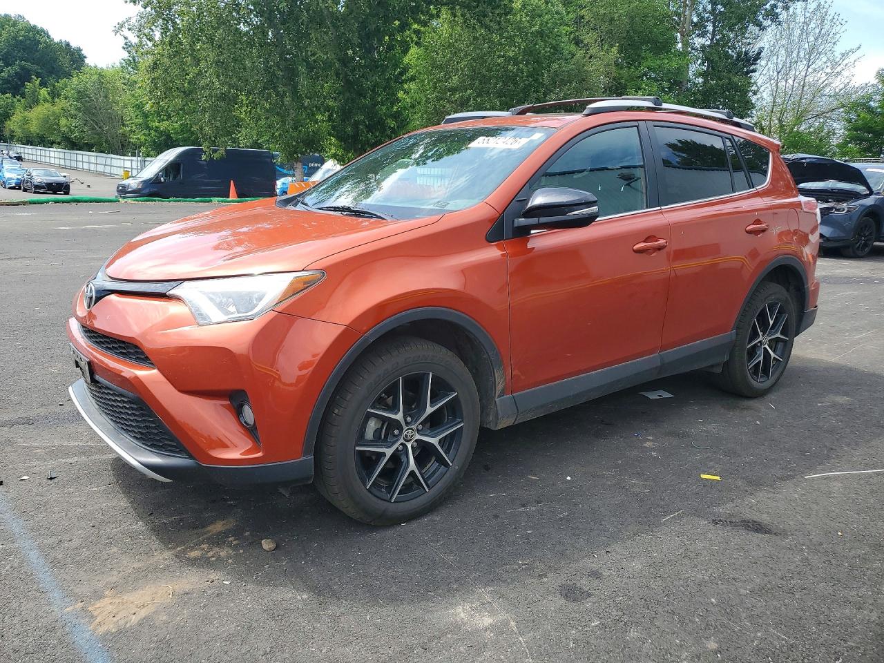 Salvage Toyota RAV4 Image