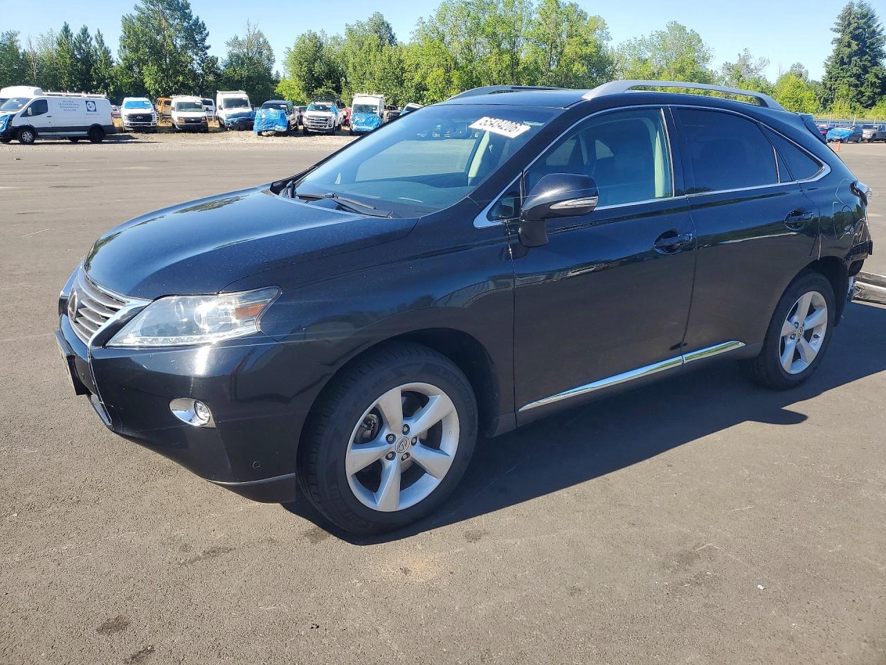 Salvage Lexus RX Image