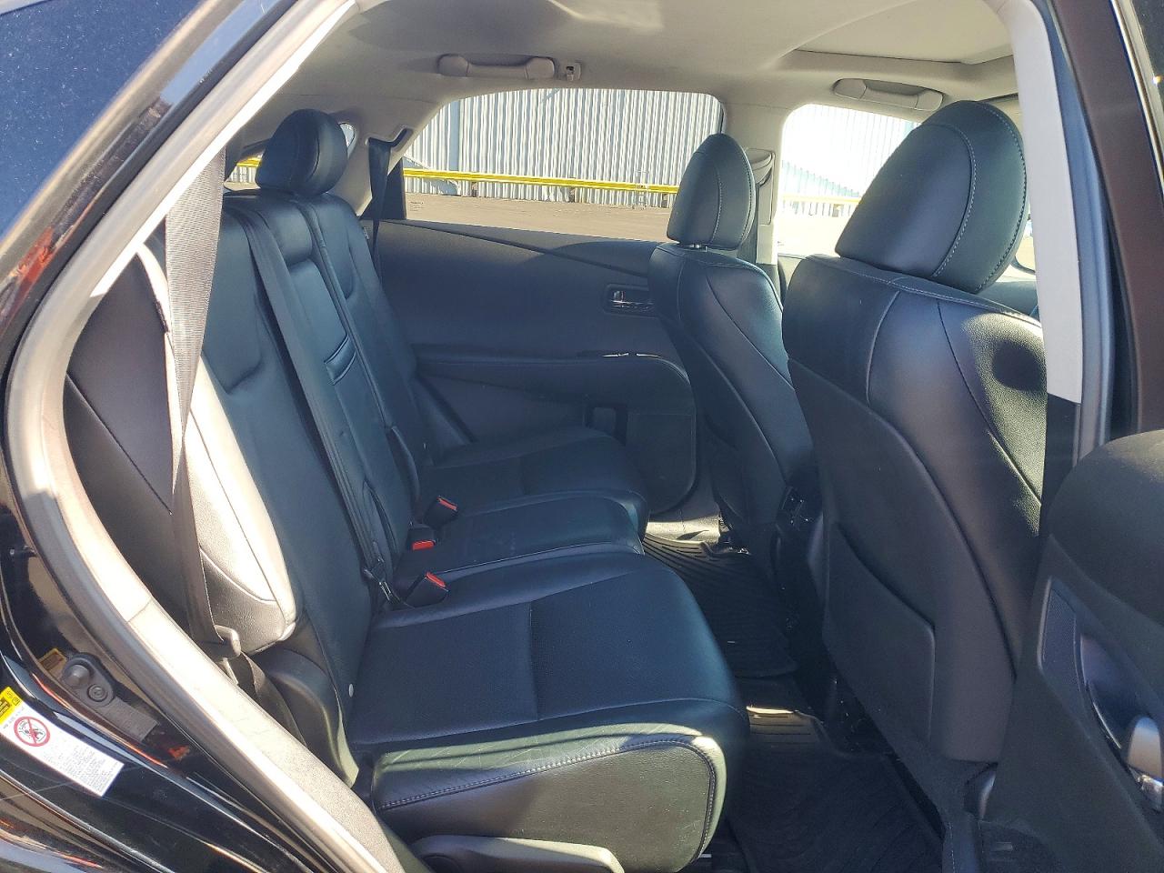 Lexus RX Base