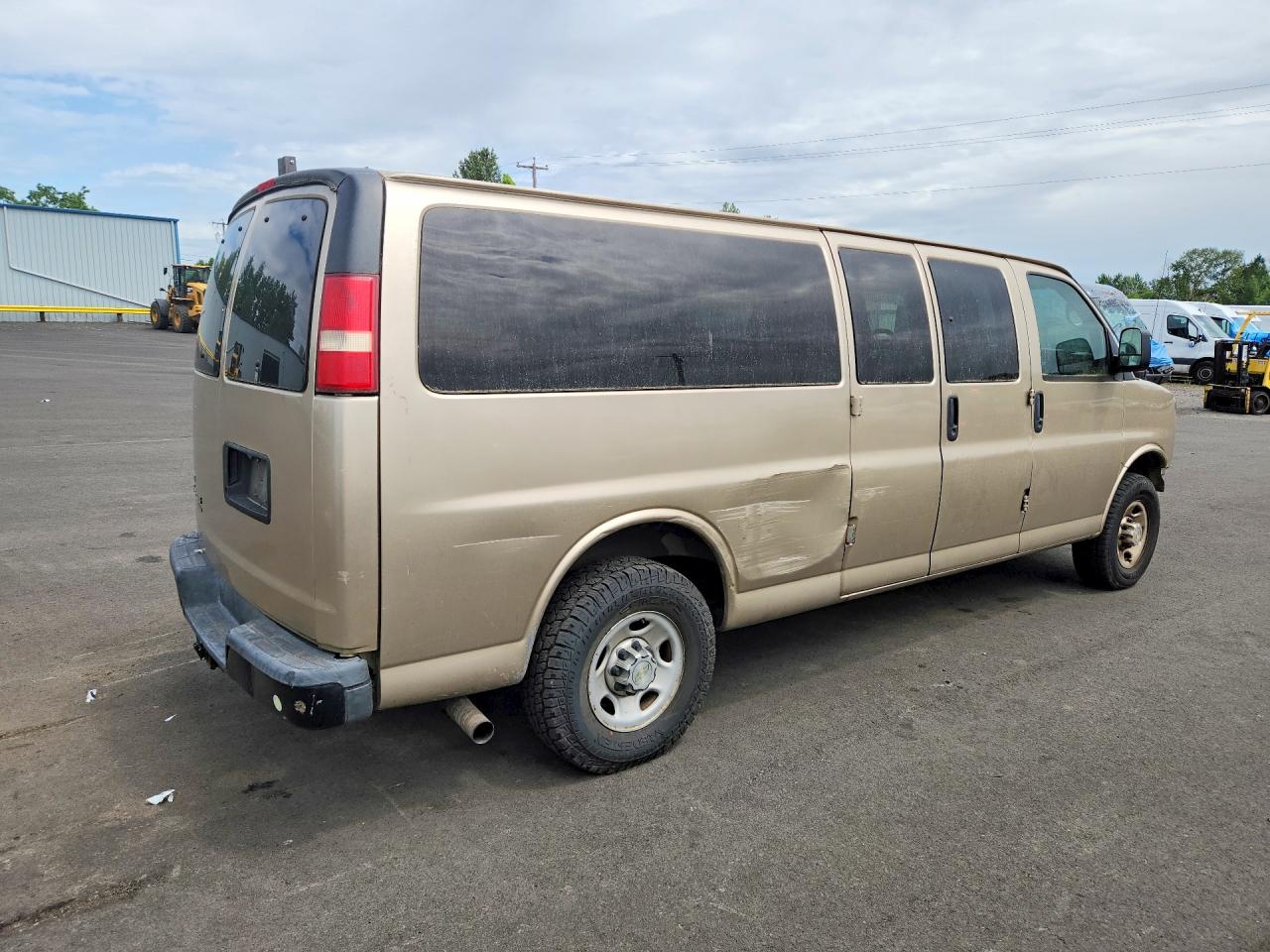 Chevrolet Express Ls