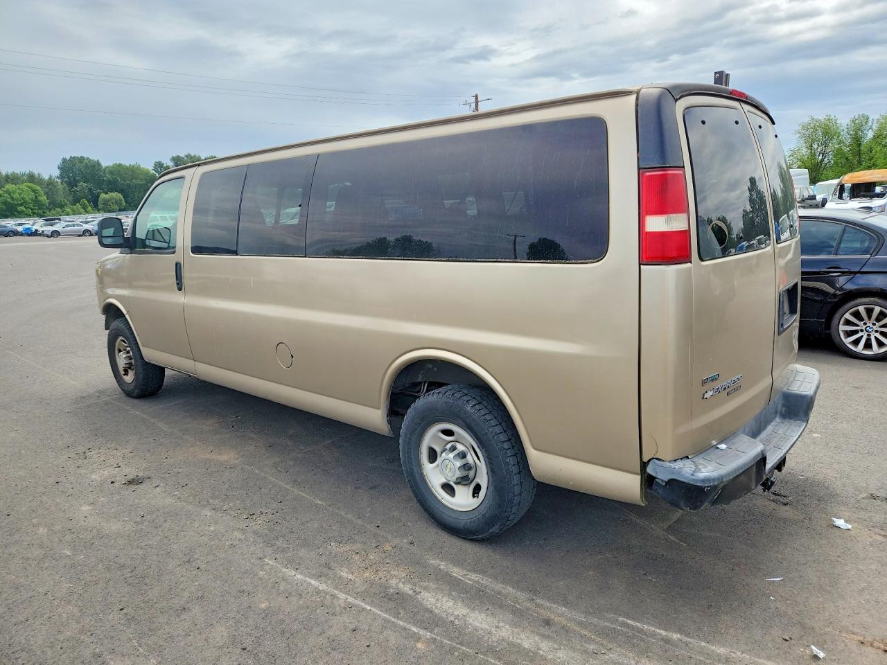 Chevrolet Express Ls