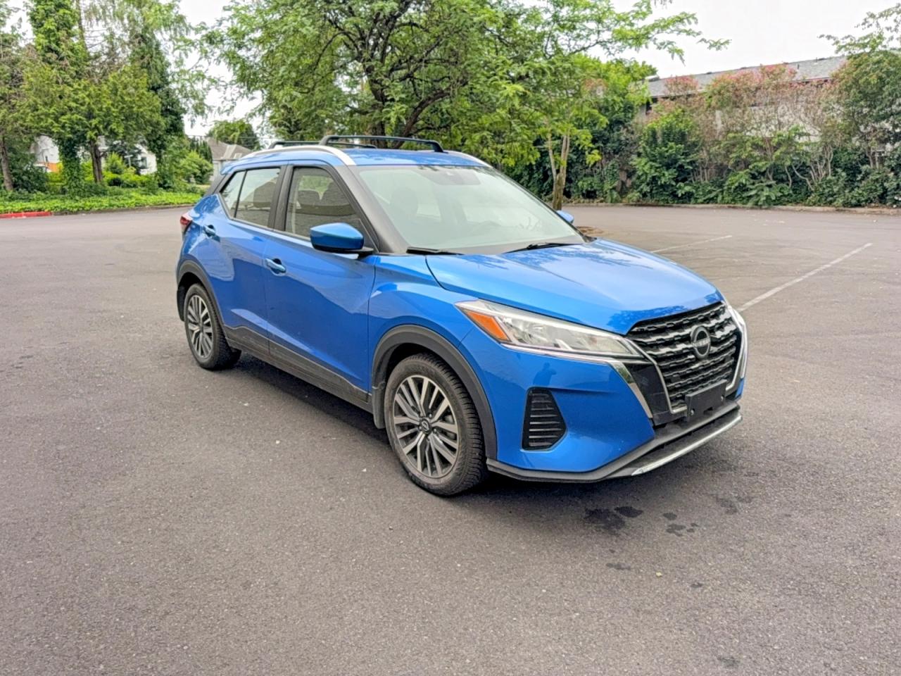 Salvage Nissan Kicks Image