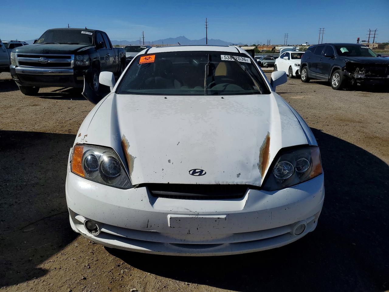 Hyundai Tiburon Base