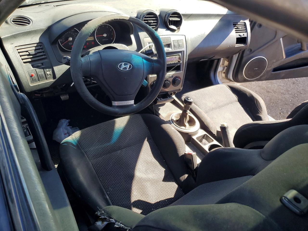 Hyundai Tiburon Base