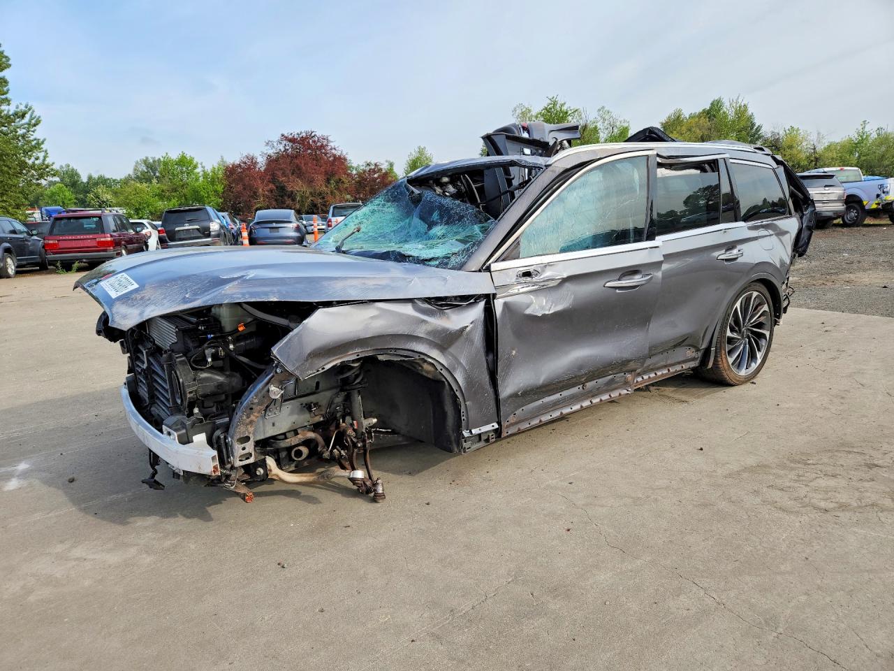 Salvage Lincoln Aviator Image