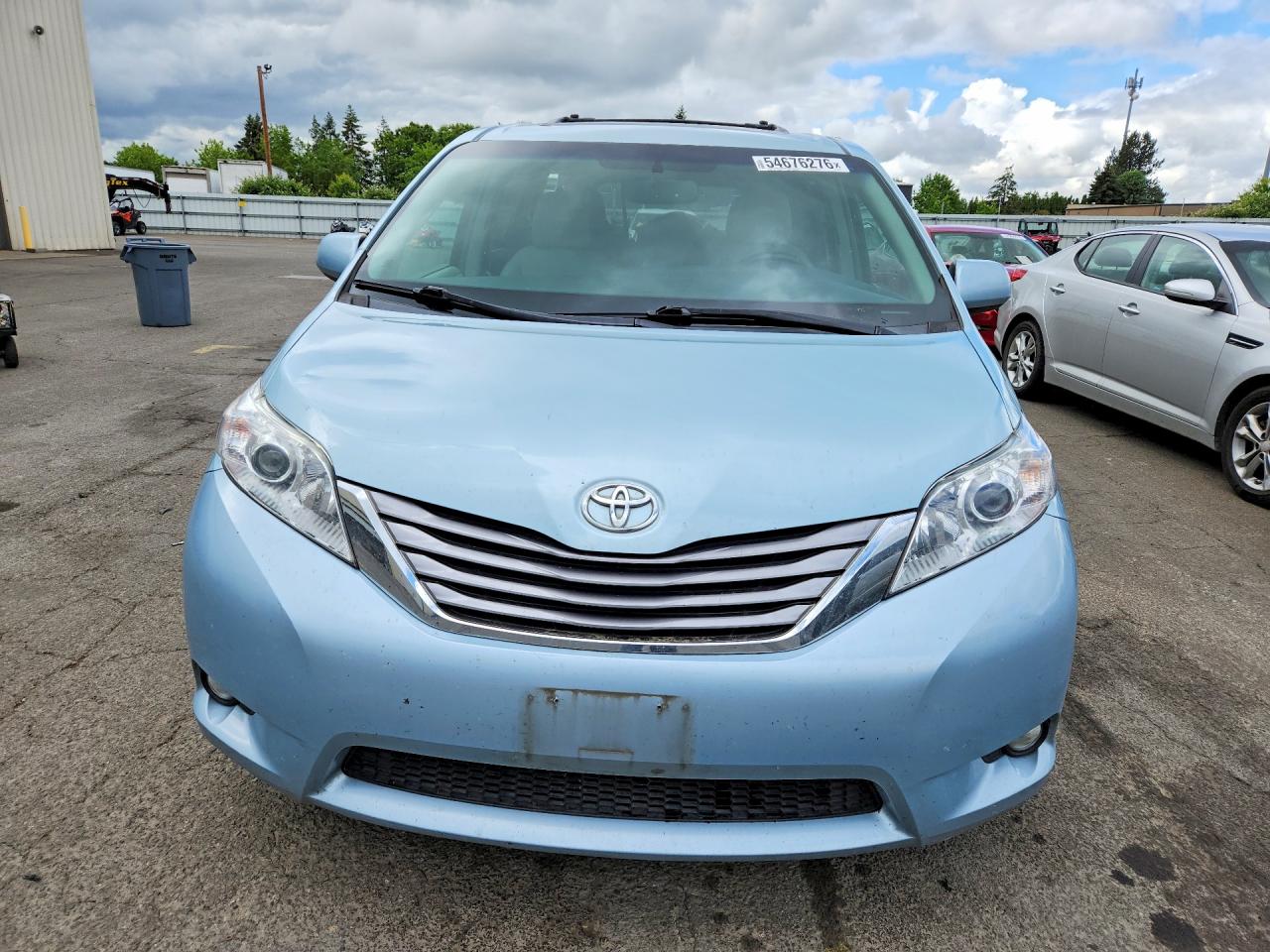 Toyota Sienna Xle 8-passenger