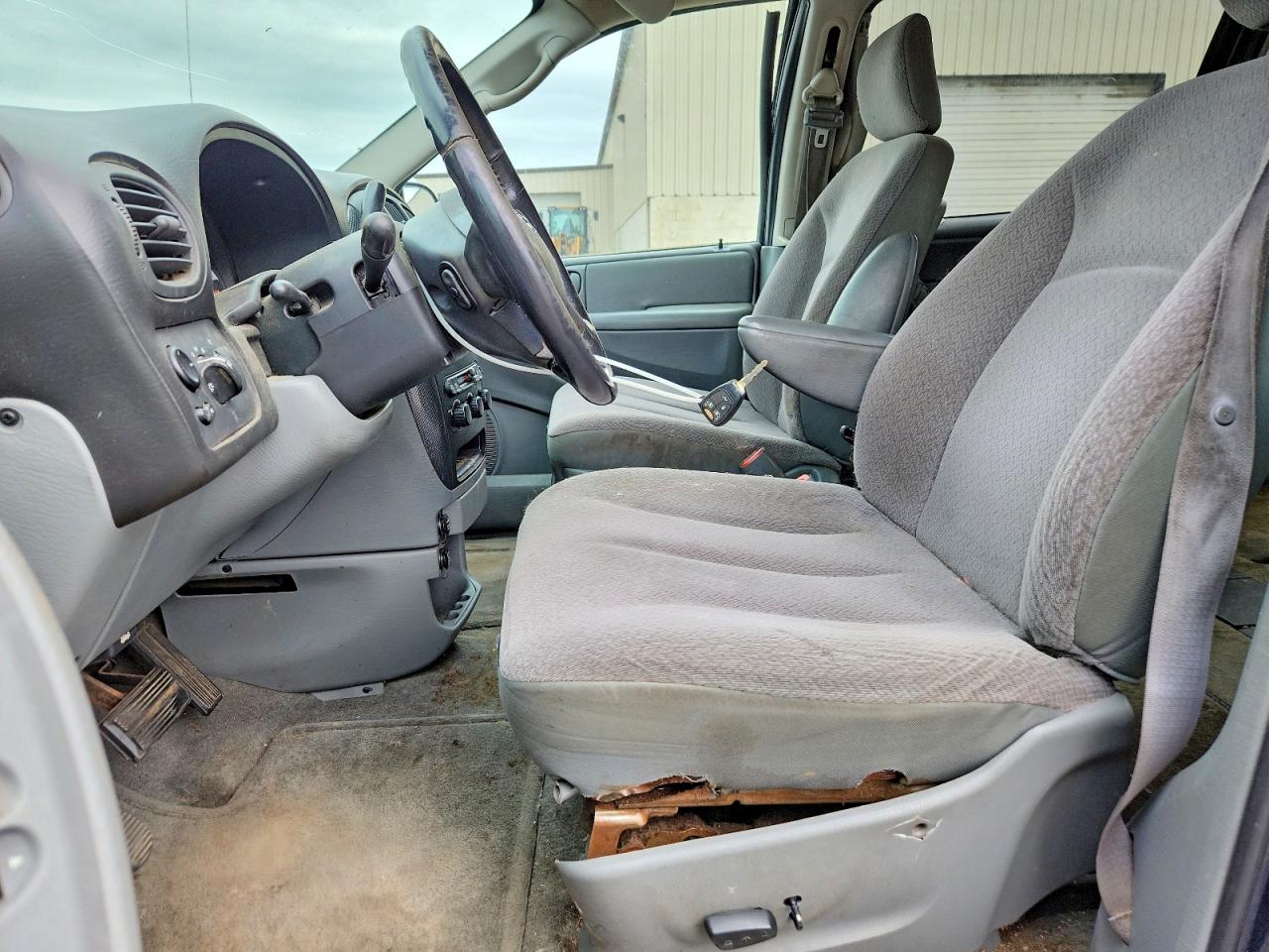 Dodge Caravan Sxt