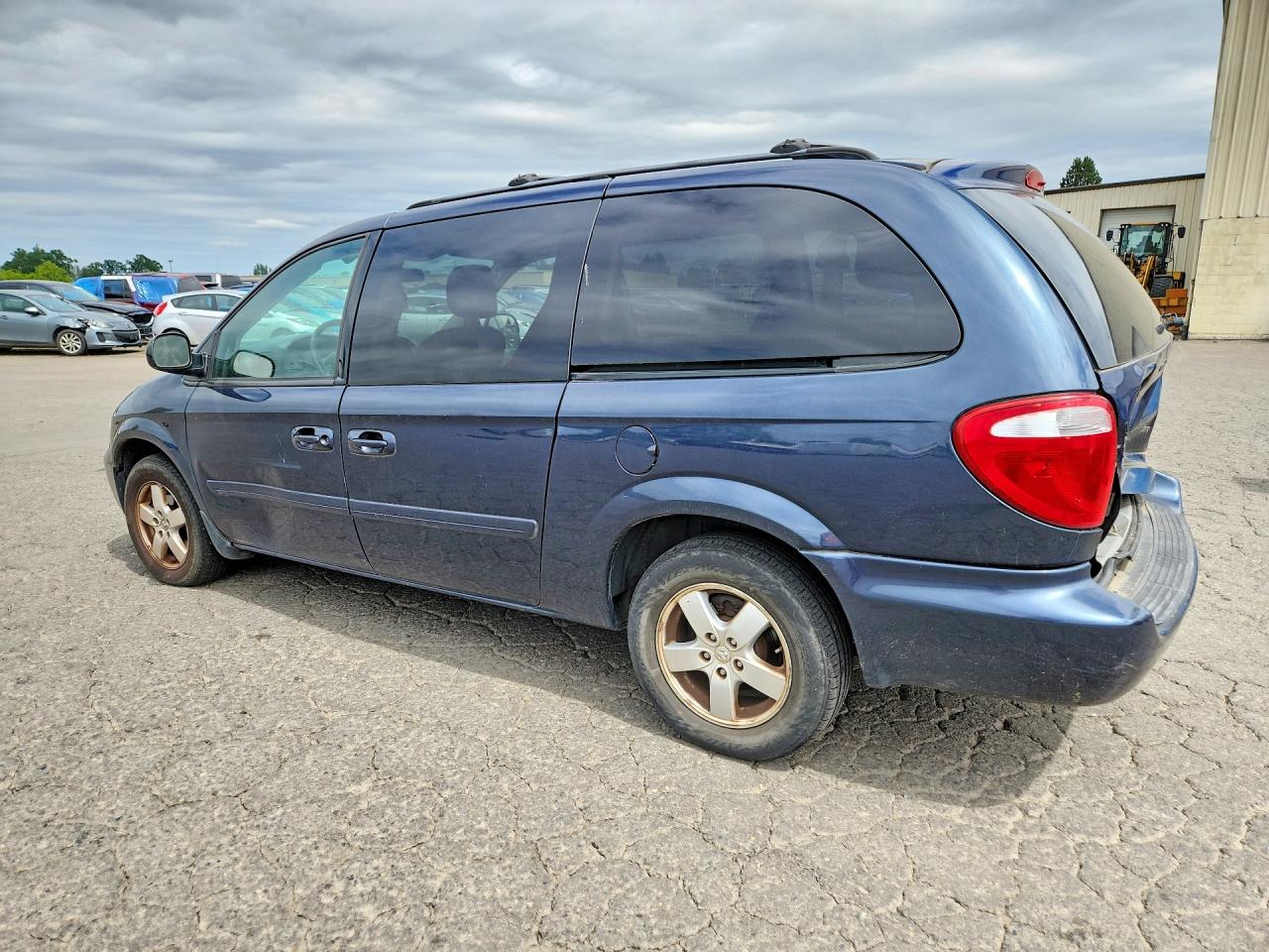 Dodge Caravan Sxt