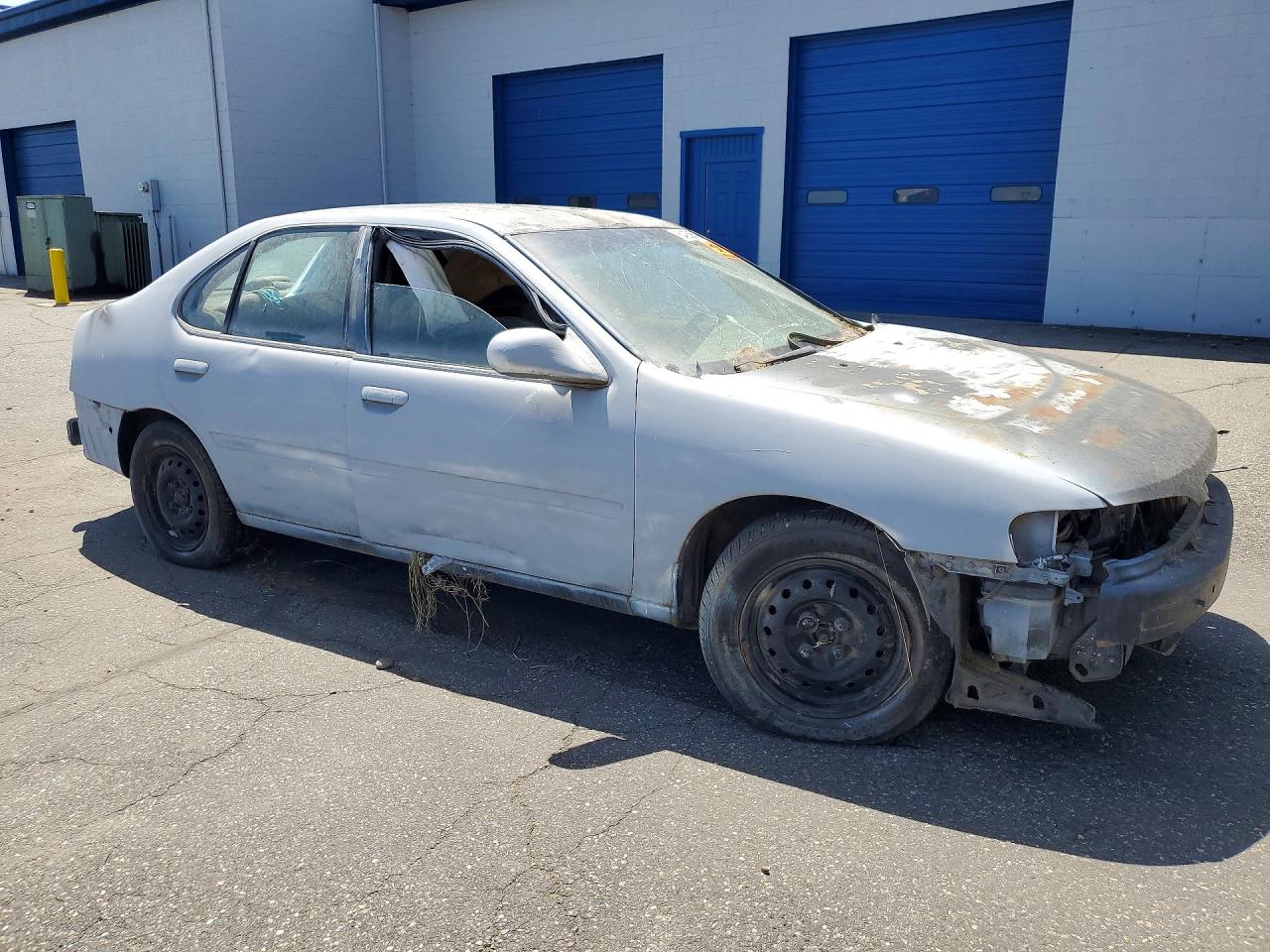 Nissan Altima Xe