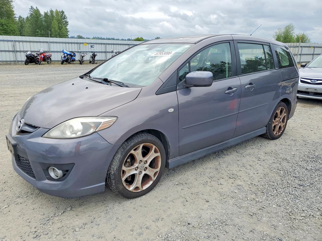 Salvage Mazda 5 Image