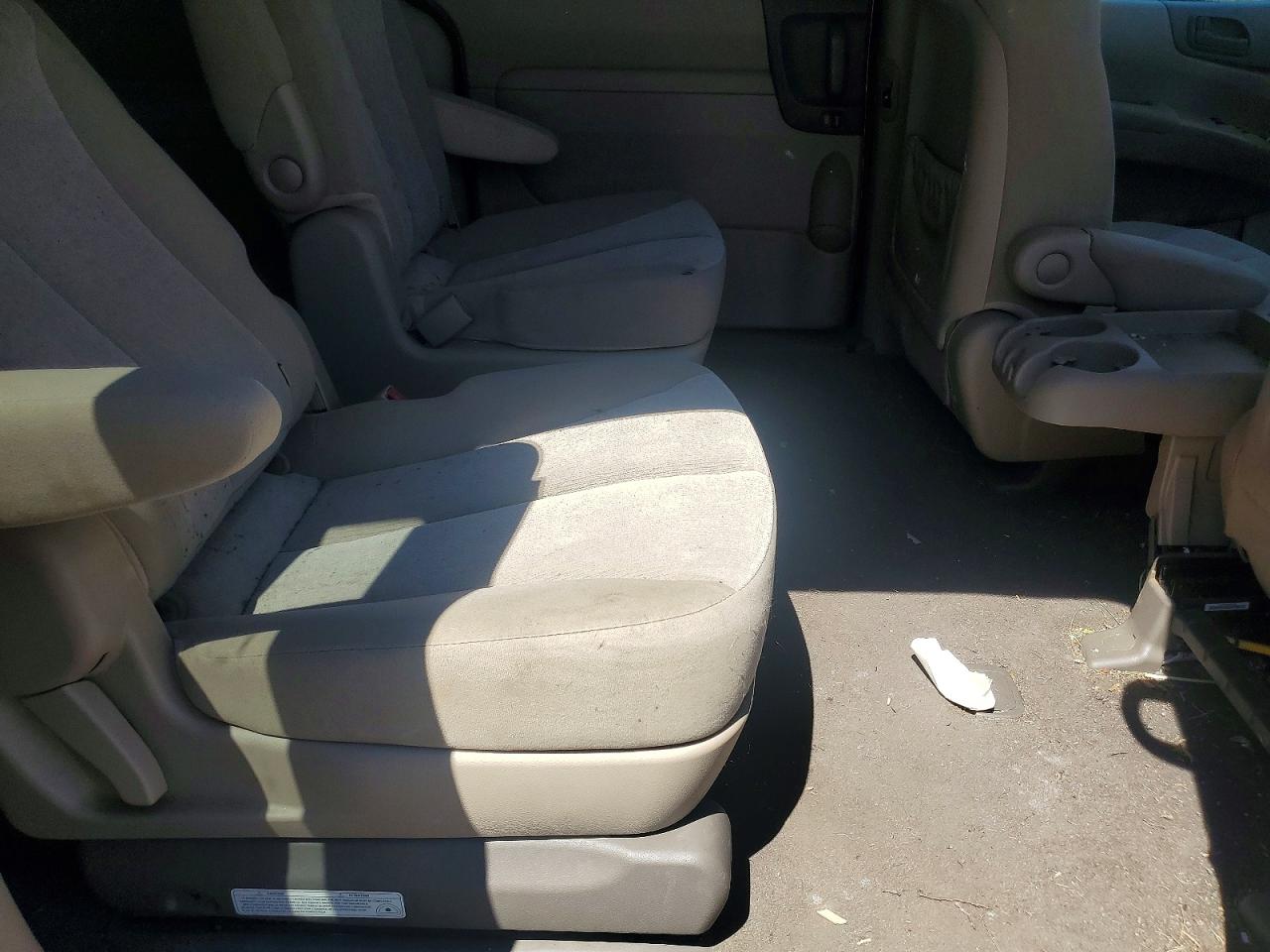 Kia Sedona Lx