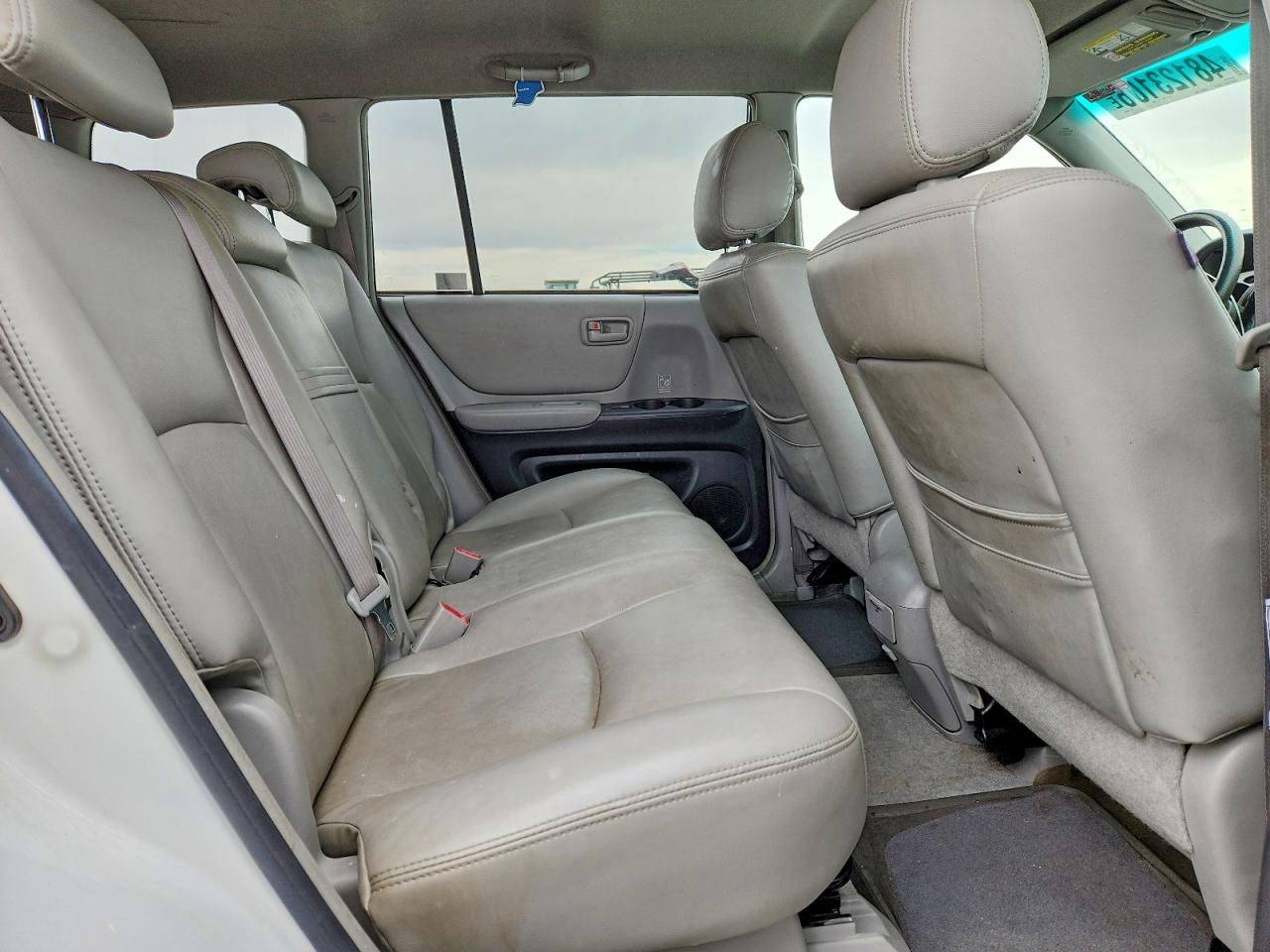 Toyota Highlander Base