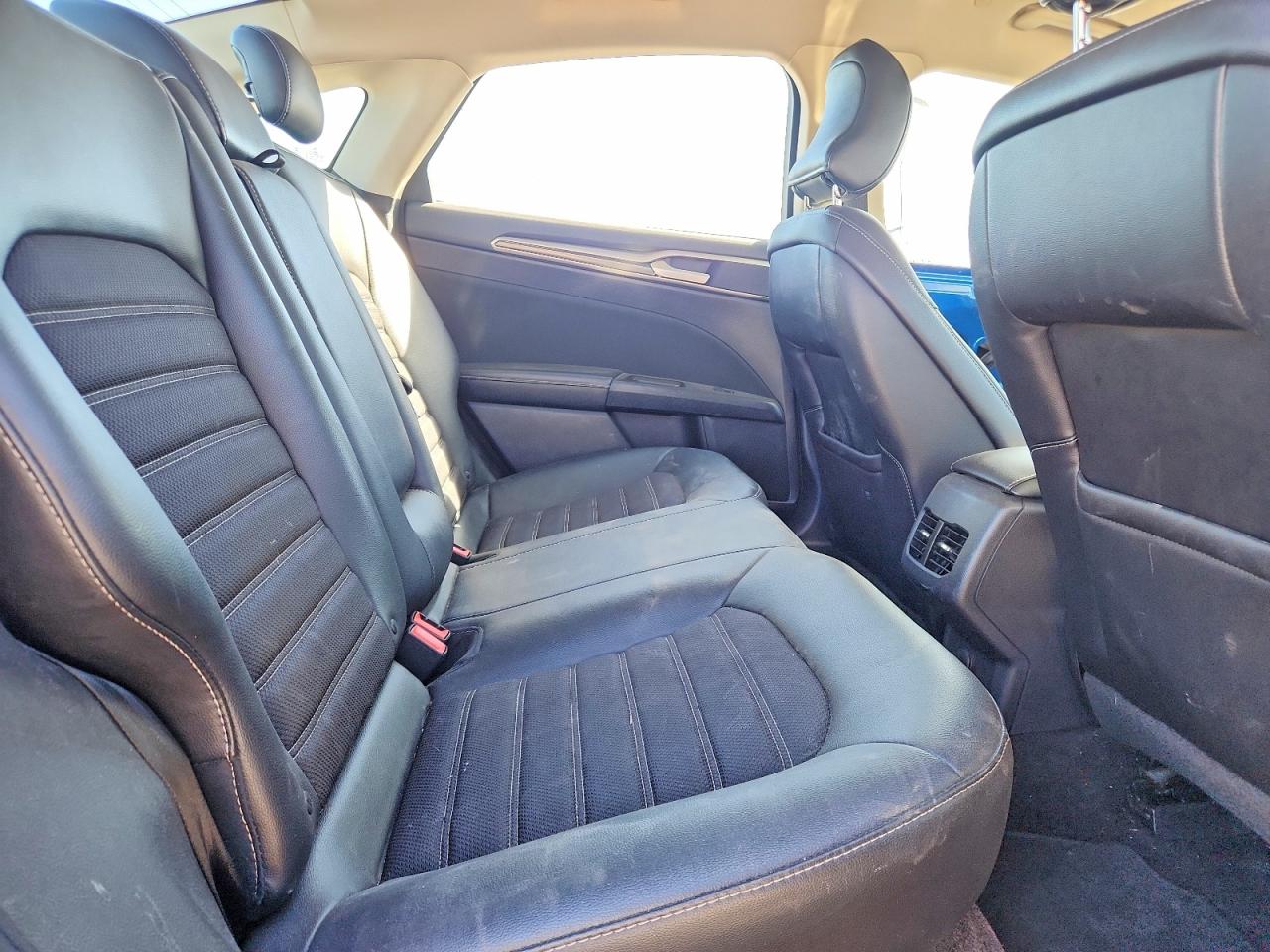 Ford Fusion Se Hybrid