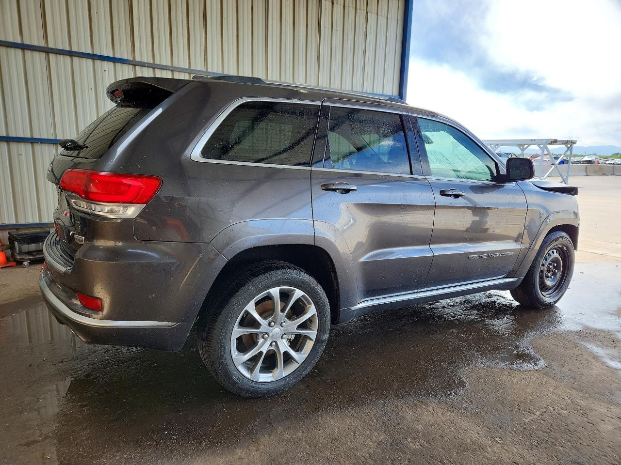 Jeep Cherokee Summit