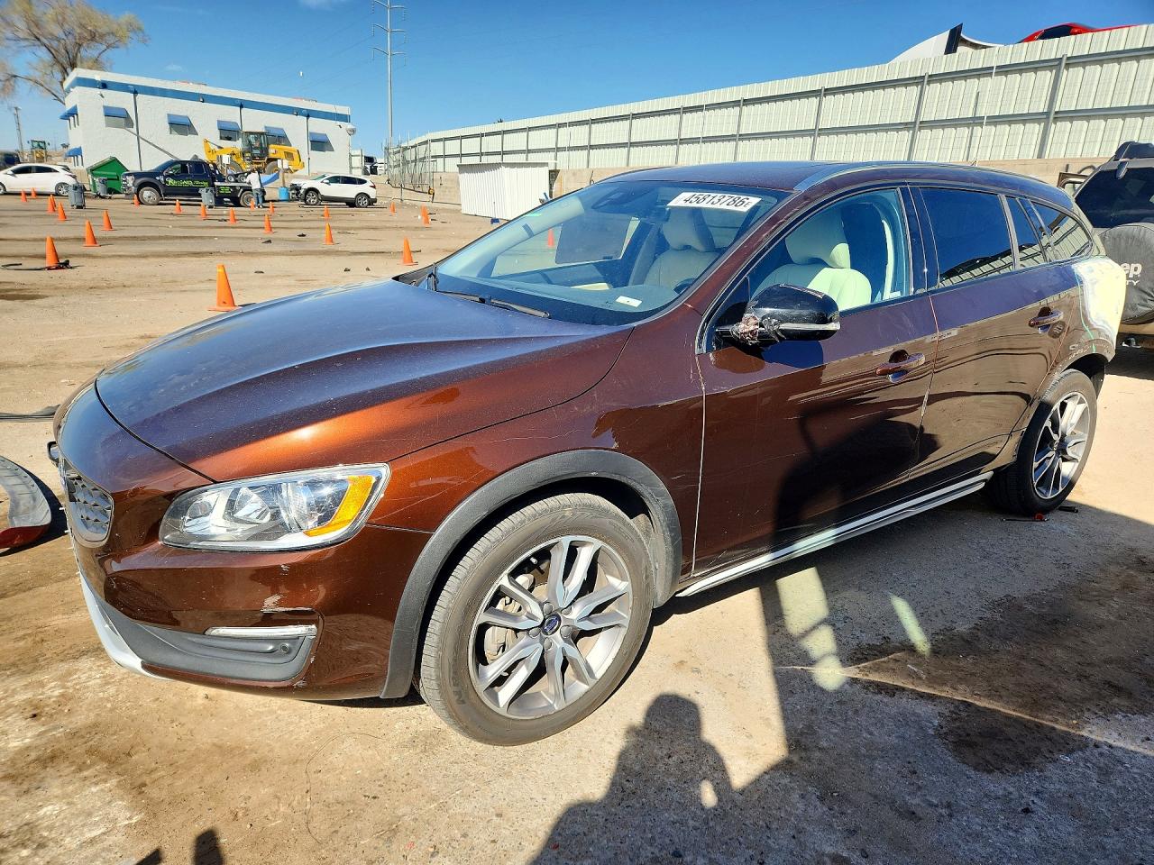 Salvage Volvo V60 Image