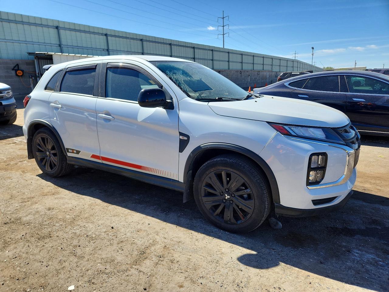 Mitsubishi Outlander S
