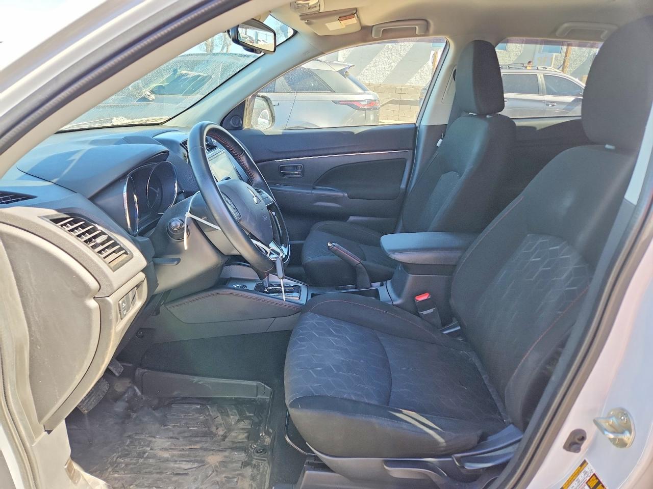 Mitsubishi Outlander S