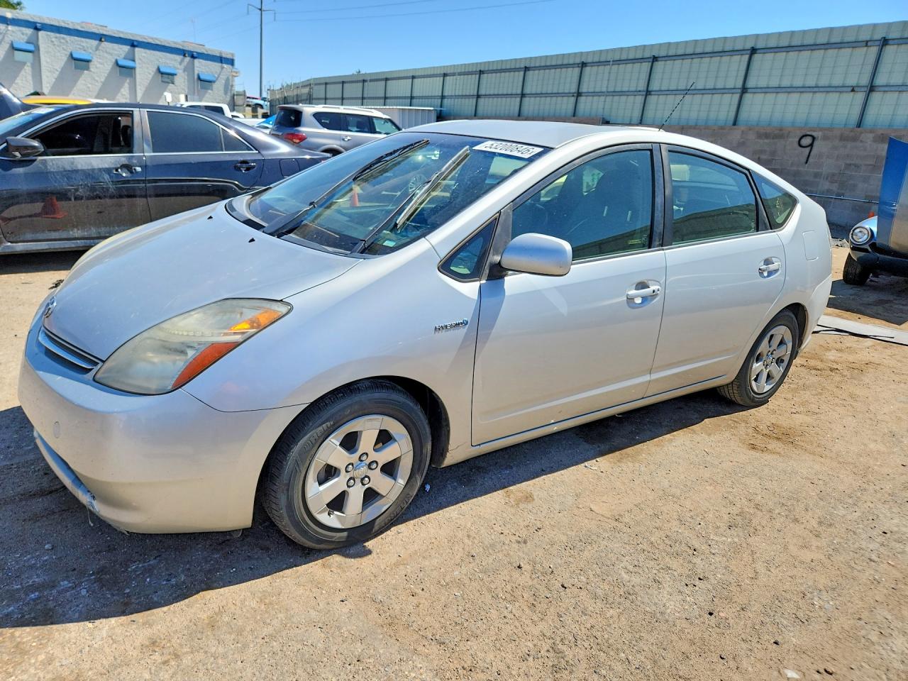 Salvage Toyota Prius Image