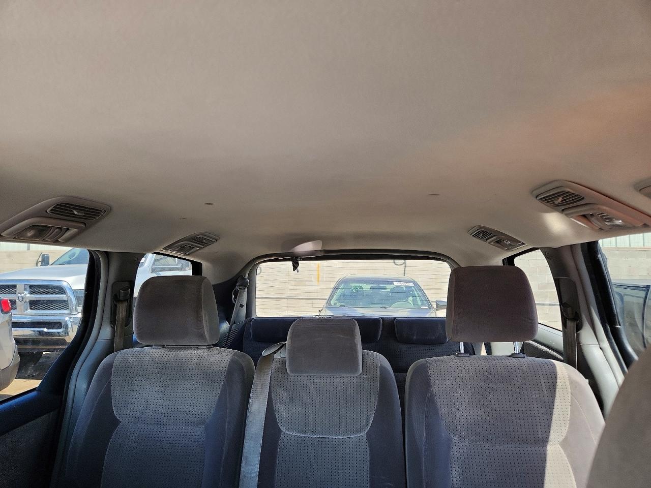Toyota Sienna Le 8-passenger