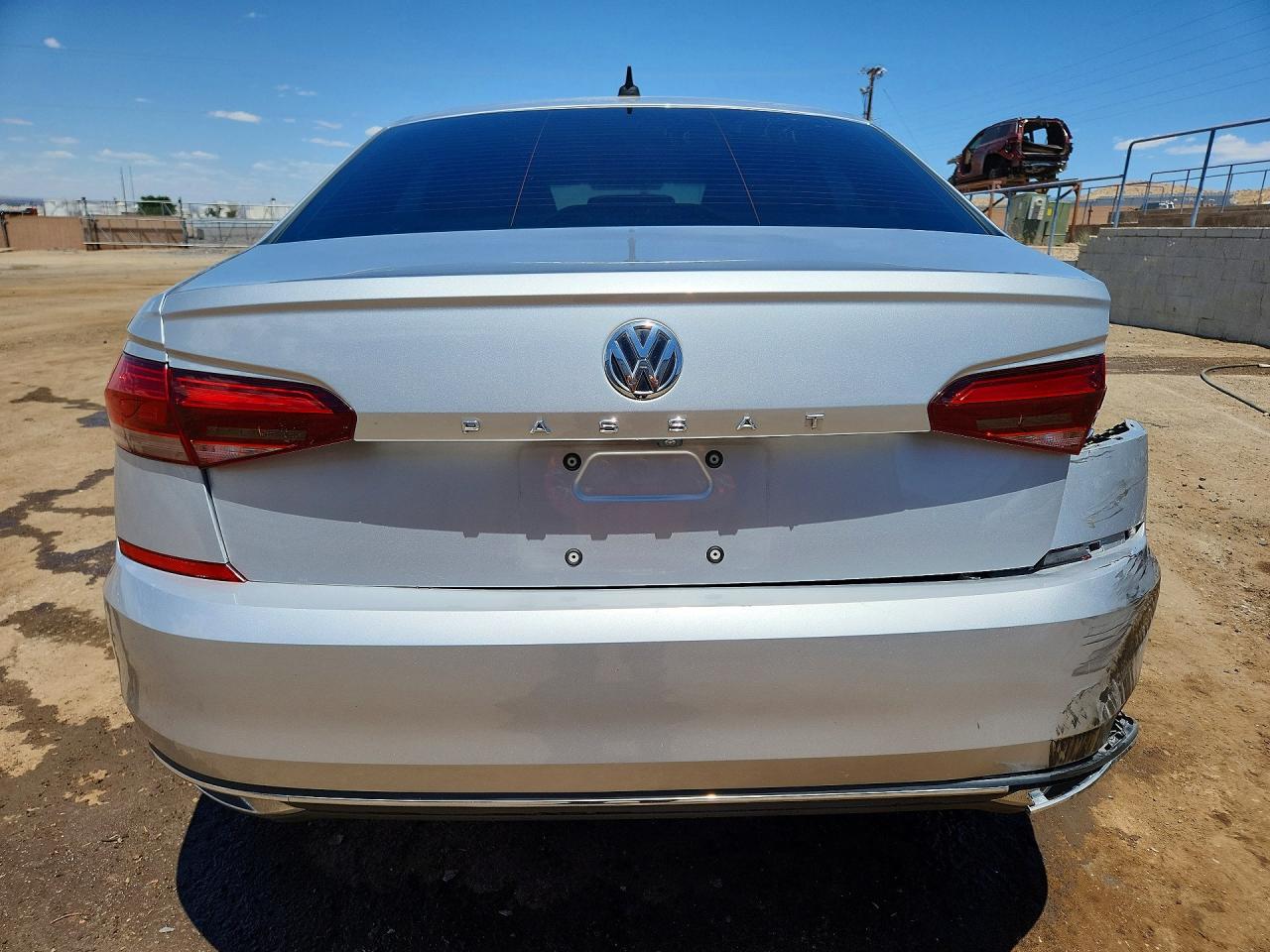 Volkswagen Passat S