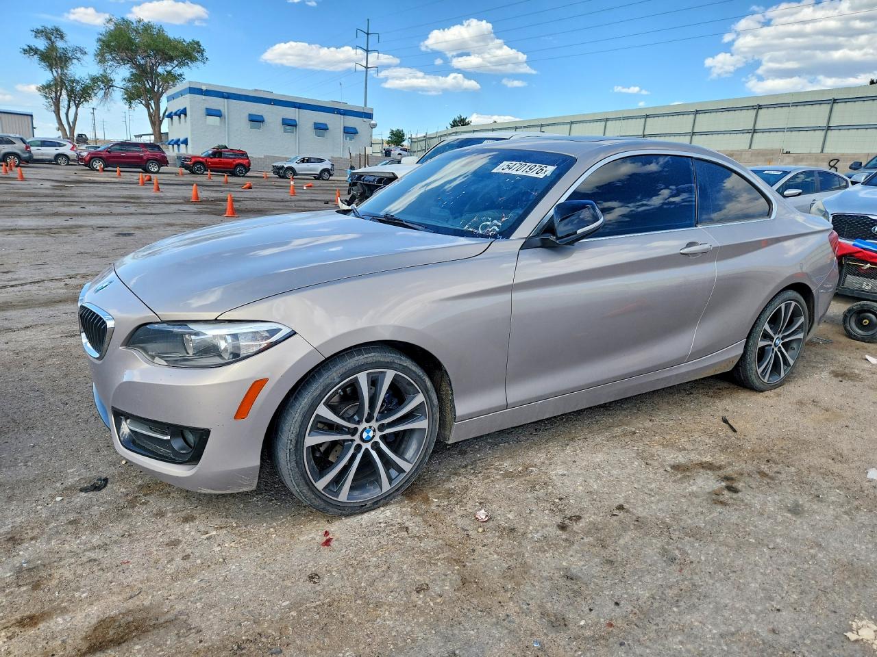 Salvage BMW 2 Series Image