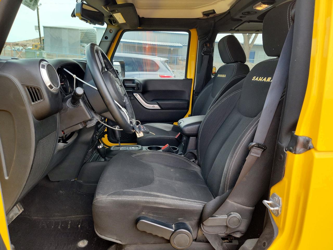 Jeep Wrangler Sahara