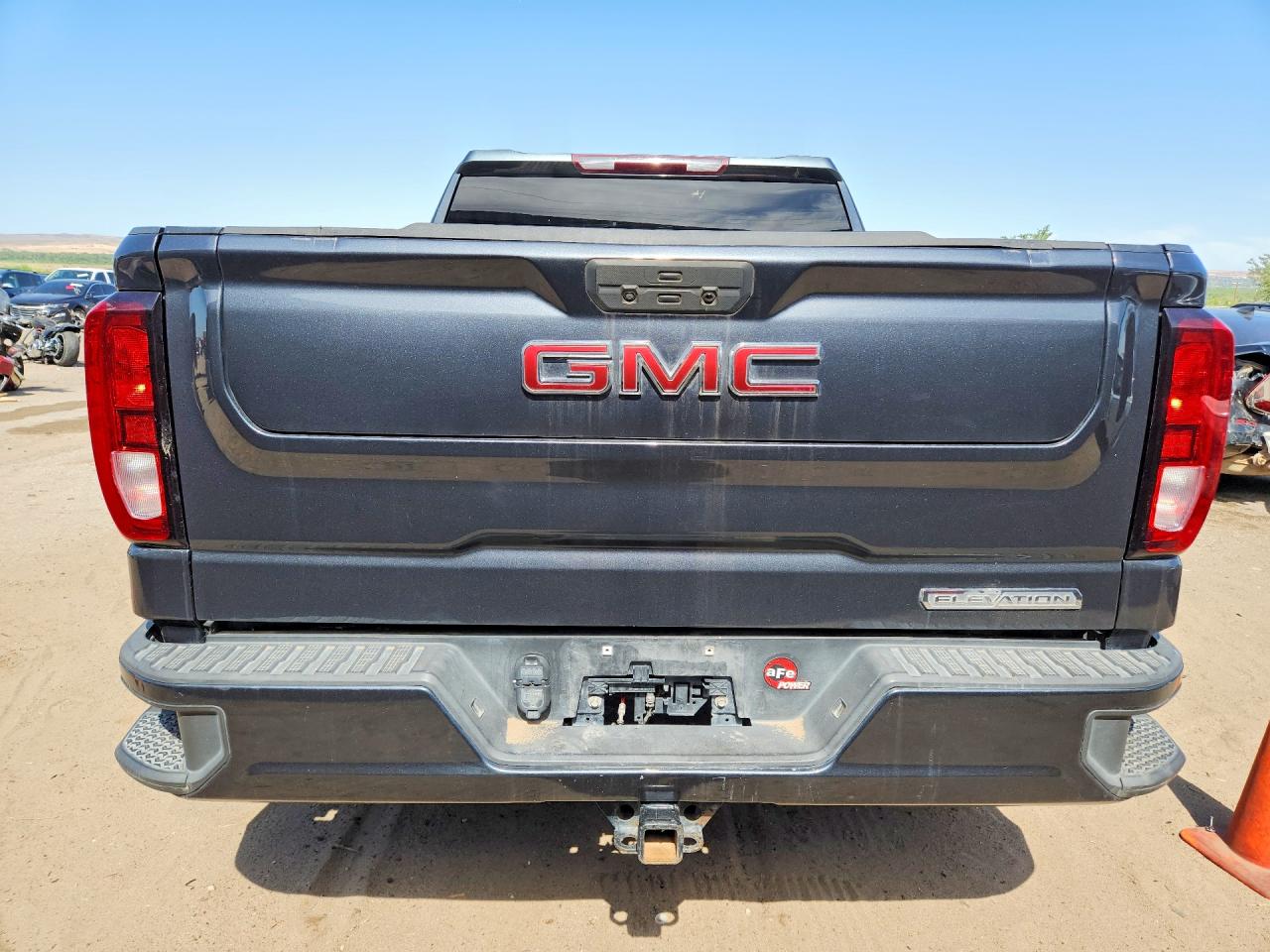 GMC Sierra C1500 Elevation