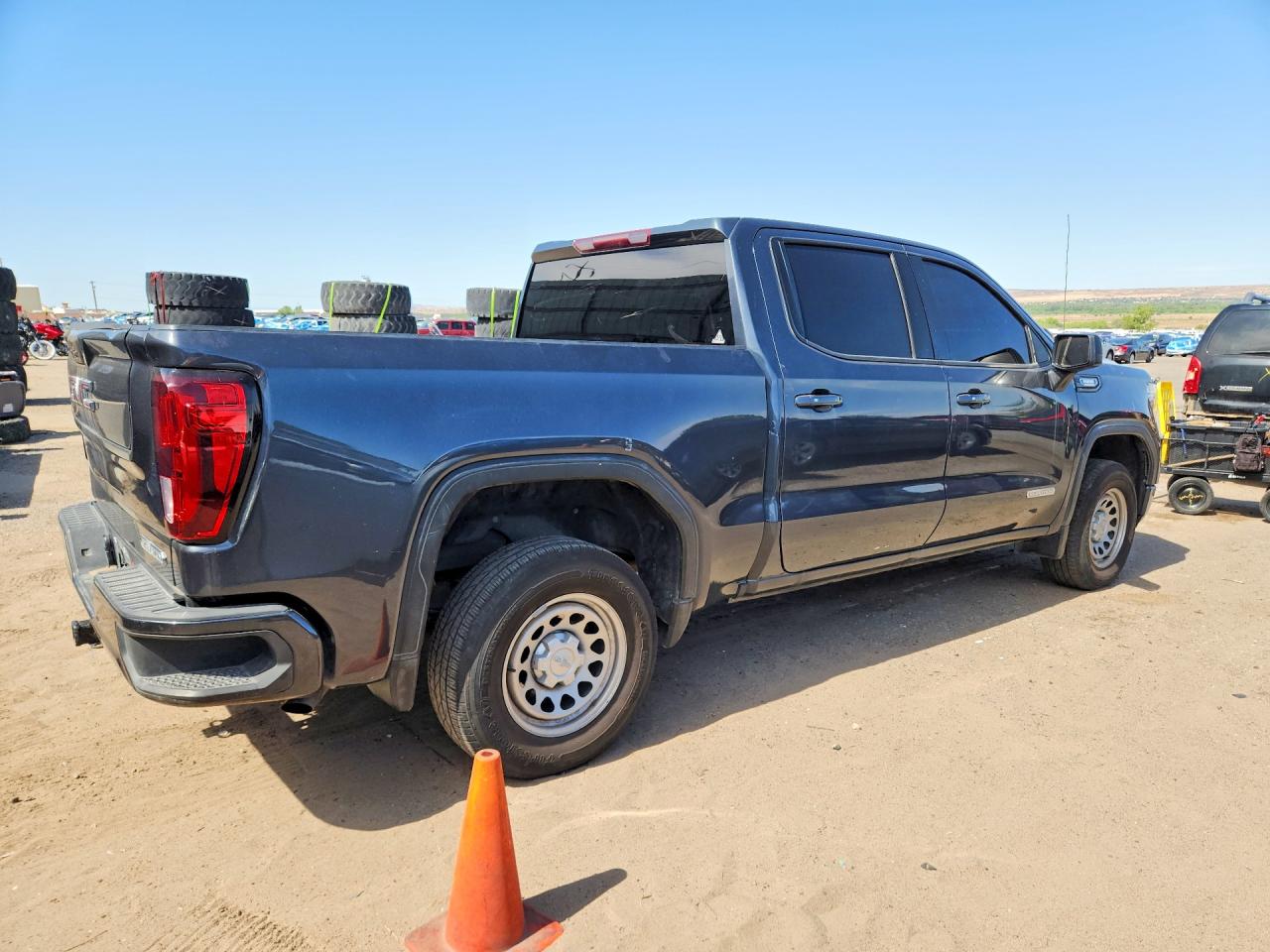 GMC Sierra C1500 Elevation