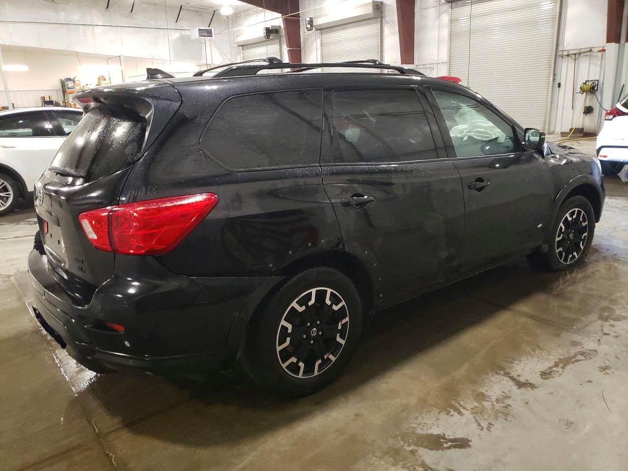 Nissan Pathfinder Sl