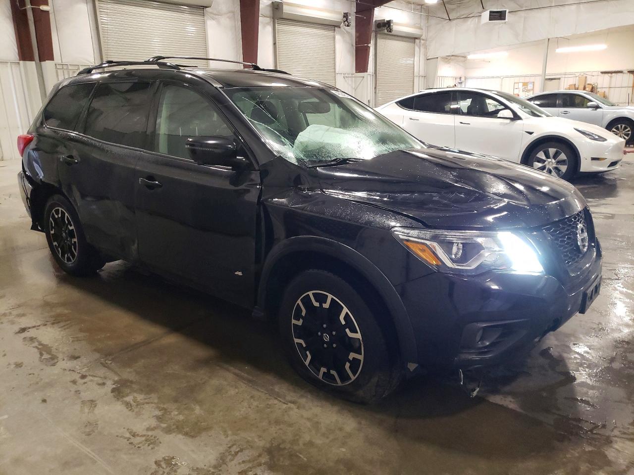 Nissan Pathfinder Sl