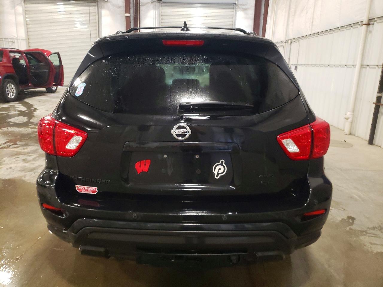 Nissan Pathfinder Sl