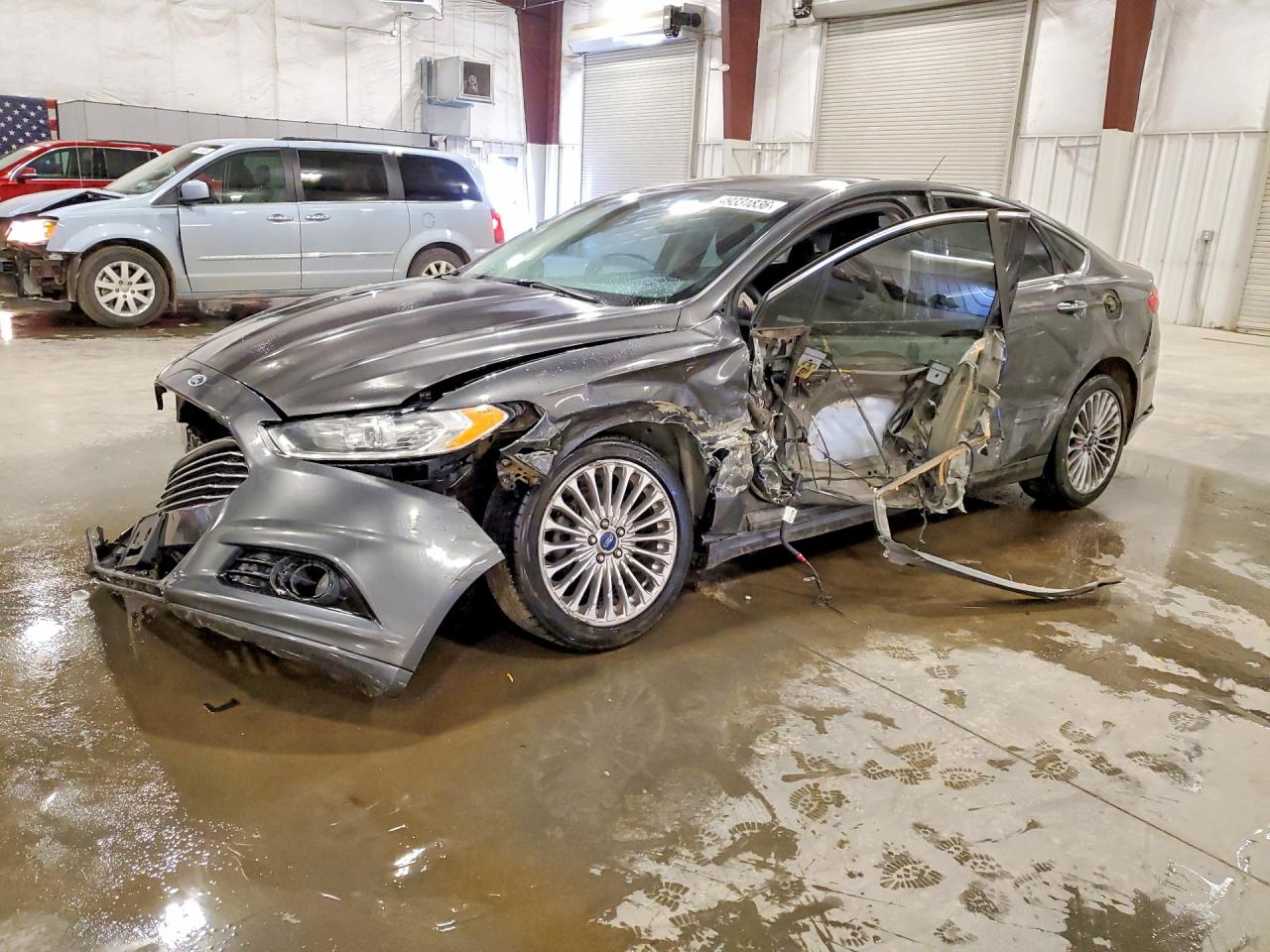 Salvage Ford Fusion Image