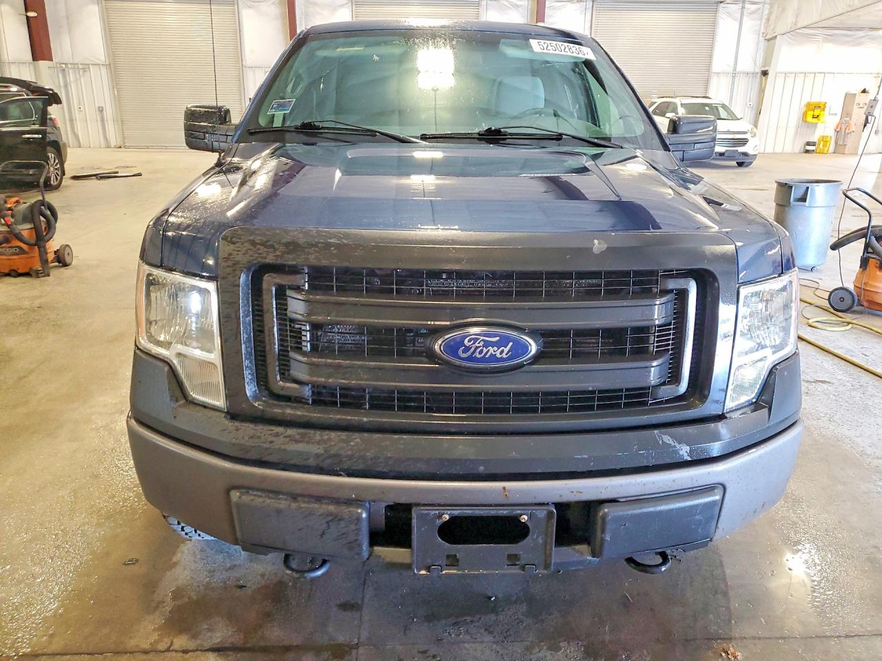 Ford F-150 Super Cab