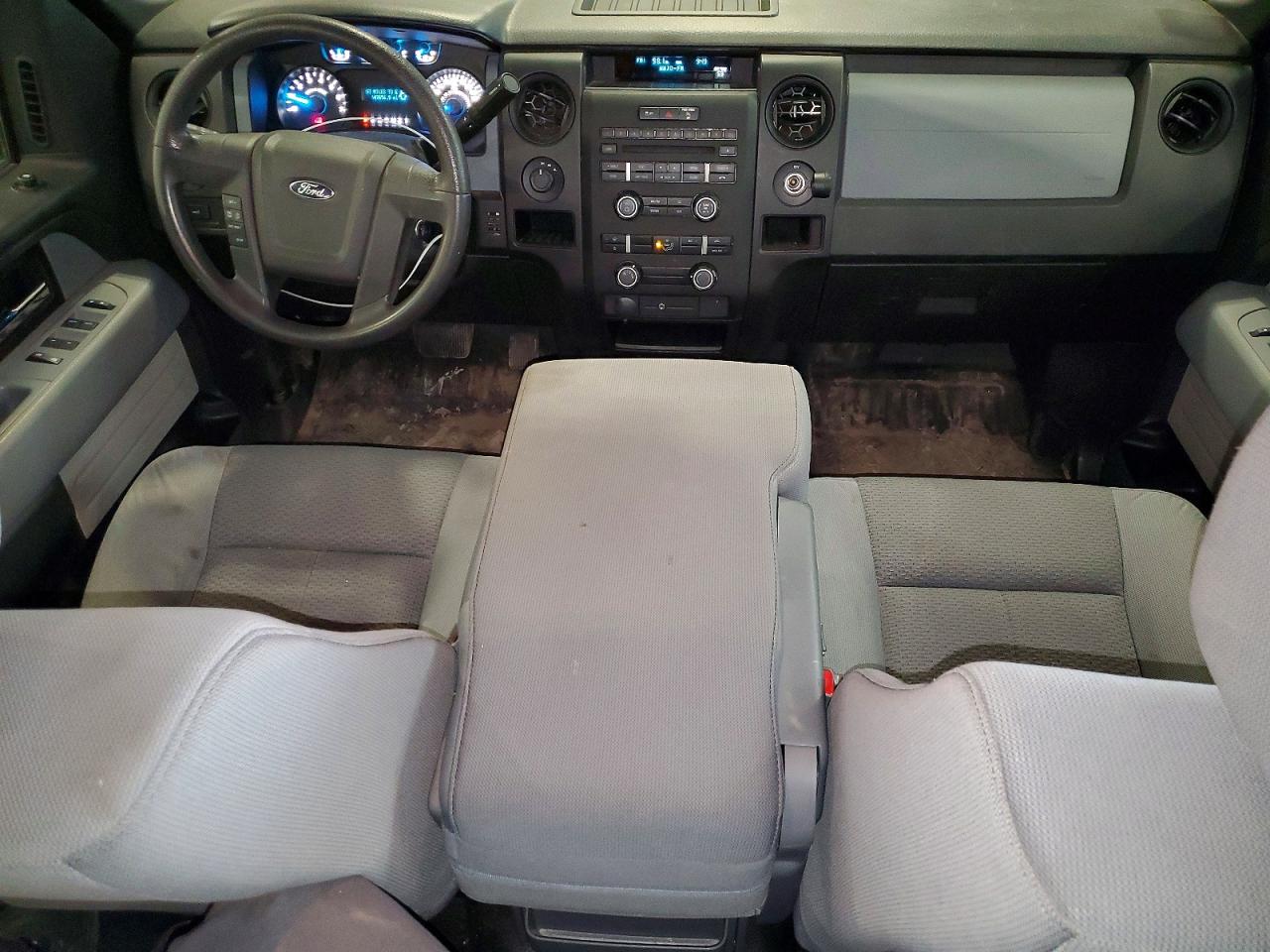 Ford F-150 Super Cab