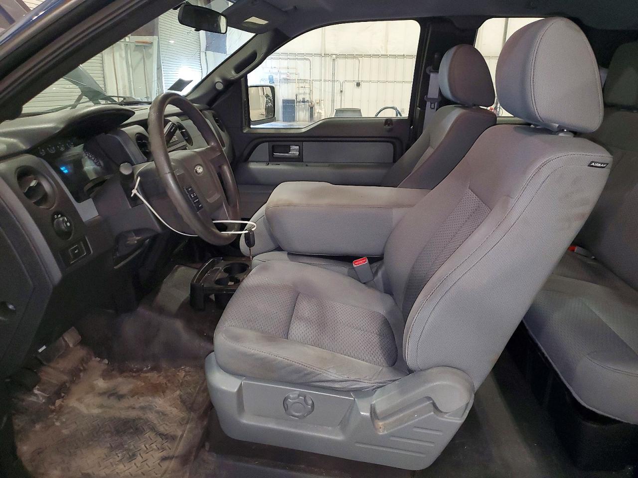 Ford F-150 Super Cab