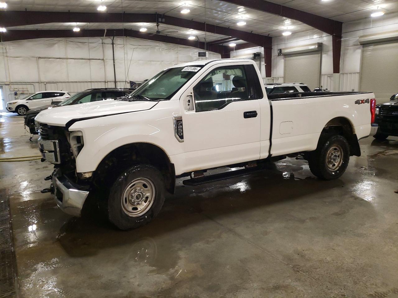 Salvage Ford F-250 Image
