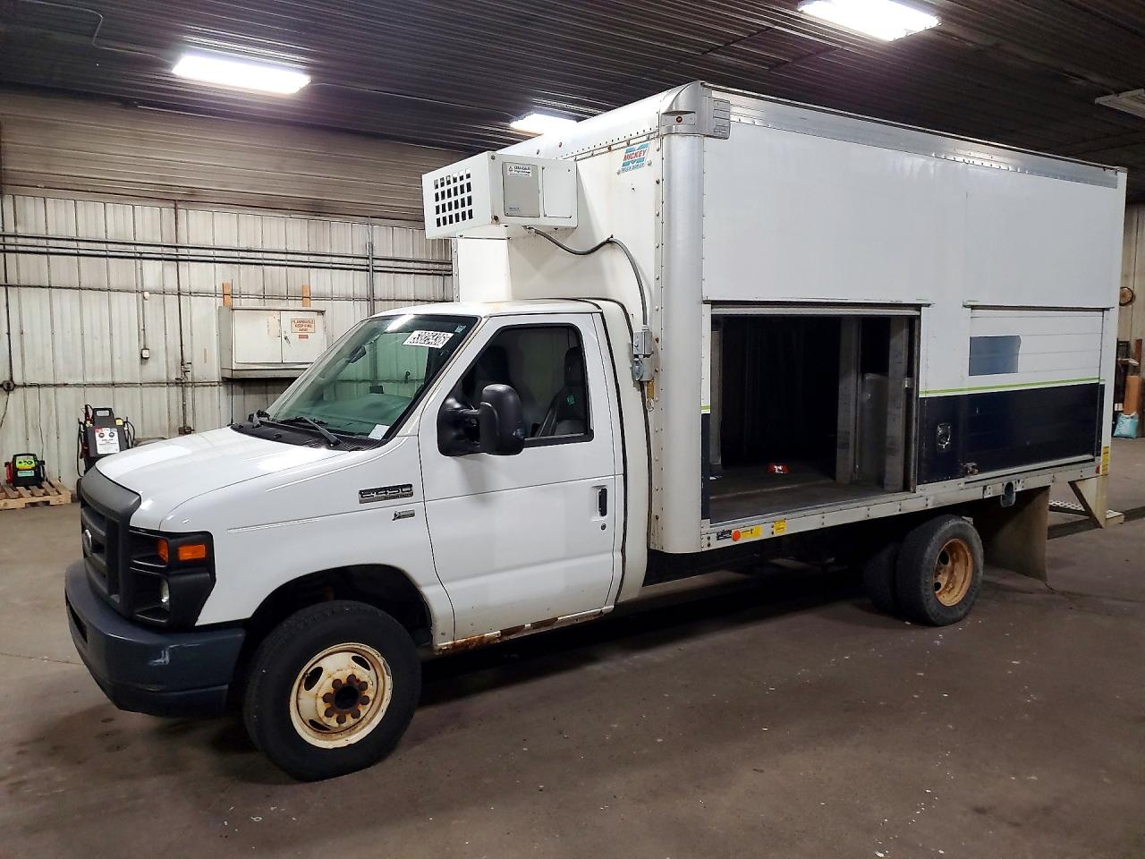 Salvage Ford Econoline Image